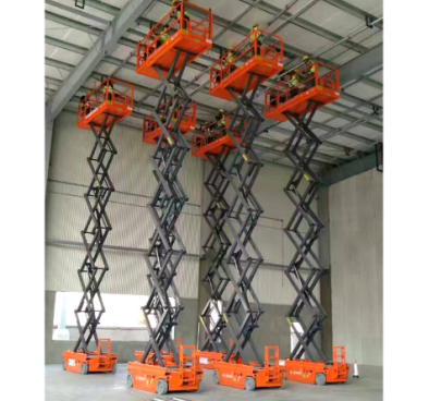 工厂厂房安装消防水电设备：自行走剪叉式高空作业平台