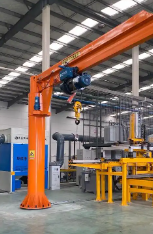 冠航悬臂吊起重机